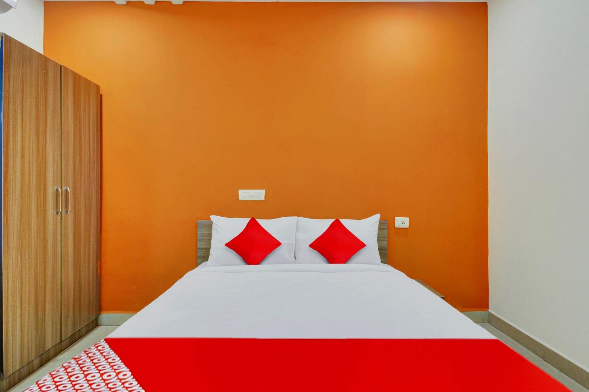 Hotel O Athidhi Stay Inn ハイデラバード エクステリア 写真